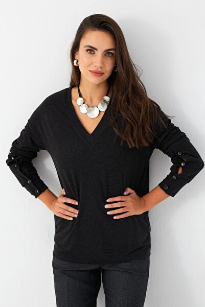 Cool & Sexy Dámská antracitová halenka s výstřihem do V Ey2982