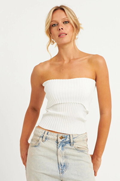 Cool & Sexy Dámská bílá pletená halenka bez ramínek YV240