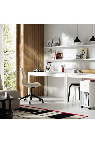 IKEA çalışma masası kırık beyaz 140x75 cm Derinlik75cm Yükseklik75 cm Genişlik140 cm