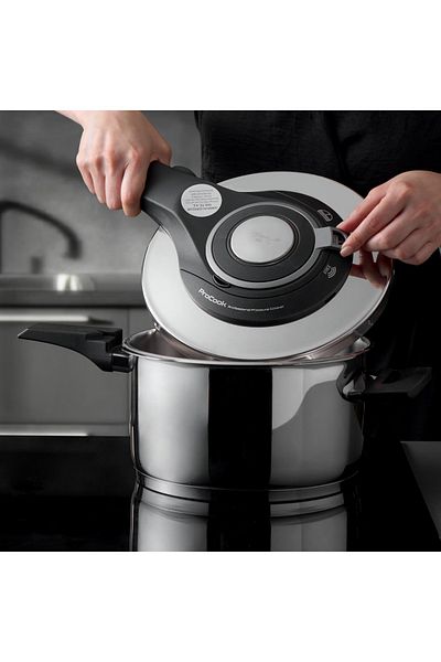 Jumbo Procook Pressure Cooker 4.5Lt Black Light Gray