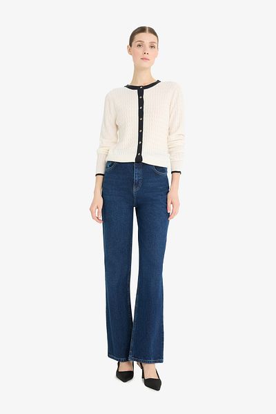 DeFacto Fitted Crew Neck Buttoned Basic Plain Knitwear Cardigan A1107Ax24Wn
