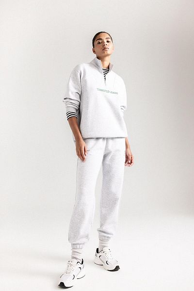 DeFacto Pantaloni de sport DeFactoFit Sportsman Jogger Fit standard Lungime standard Talie cu picioare elastice cu buzunare cu șireturi