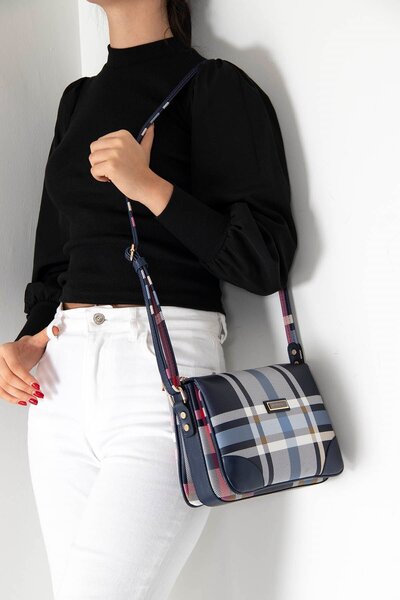 Silver Polo Laci - Жіноча сумка через плече Laci SP784