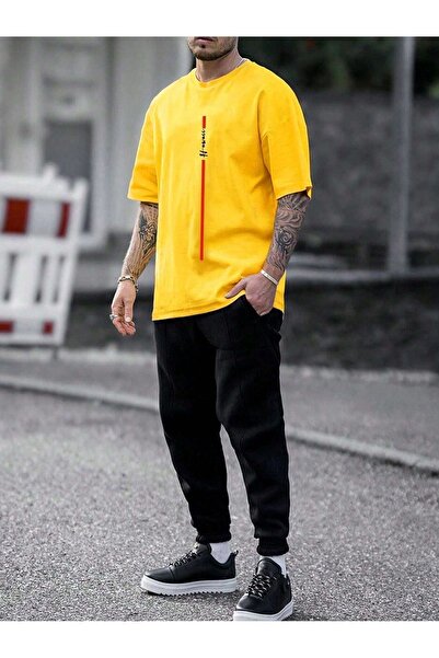 CLAYES Vertical Lettering Single Jersey T-Shirt - Yellow Printed Oversize Crew Neck Short Sleeve T-Shirt