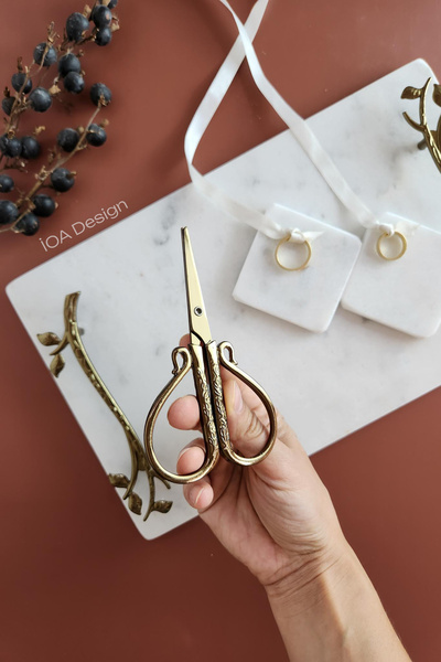 ioadesign Acacia - Real Thin Marble Promise/Engagement Tray (32X20 cm) Scissors 2 Removable Ring Holders - Bronze