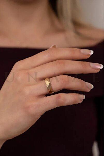 Bora Değerli Madenler KOPYA - PİRİZMA ALTIN ALYANS PİRİZMA ALTIN 8 AYAR ALTIN ALYANS NİŞAN YÜZÜĞÜ