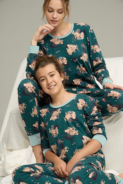 Siyah İnci Green Koala Print Cotton Crew Neck Knit Pajama Set 25241150