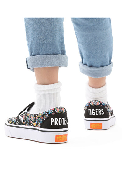 Vans UY Comfycush Slip-On - Black