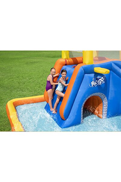 Oyuncakmatik Mega Oyun Su Parkı Kaydırak ve Fiskiye Çocuk Şişme Oyun Havuz Parkı 551 x 502 x 265 cm