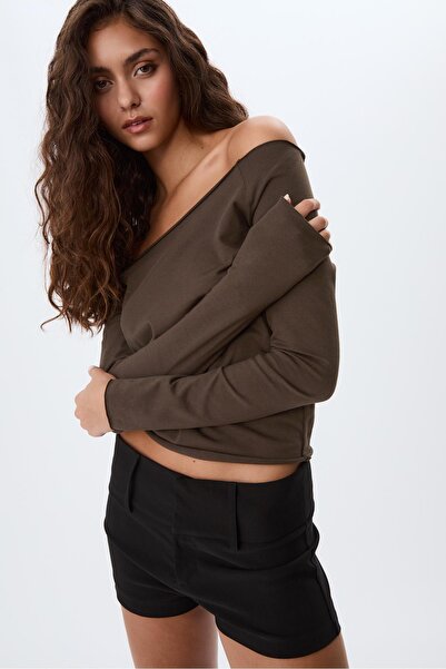 Stradivarius Off-the-shoulder top