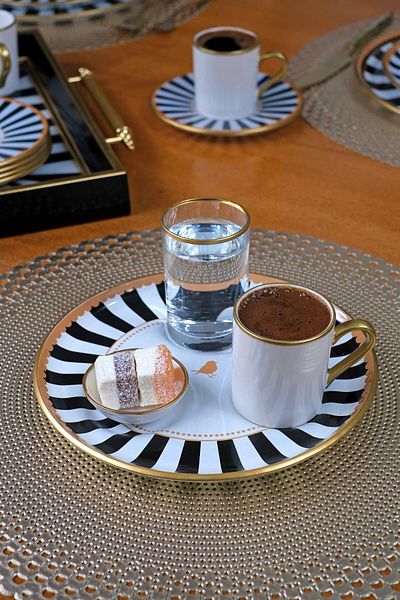 Glore Black Line Round Tray 31cm