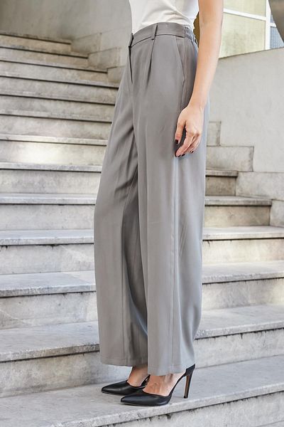 Jument Pantaloni palazzo cu talie înaltă modal mătăsos pentru femei, cu buzunare laterale, plisate, cu spatele elastic, picioare largi-antracit