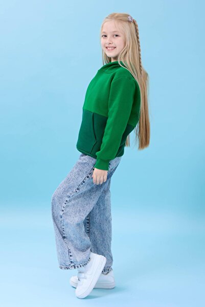 Perendi Unisex Hooded Kangaroo Pocket Color Block Hooded Winter Sweatshirt - Green/Grassgreen