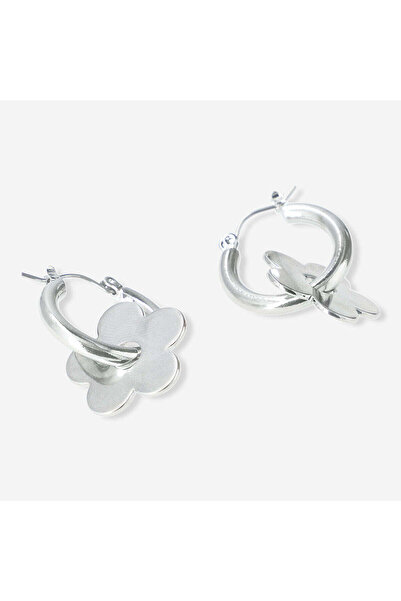 Flying Tiger Copenhagen Çiçek Detaylı Gümüş Halka Küpe