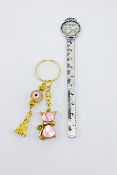 biuti Pink Colored Pearlescent Cute Cat Figured Keychain, Gift Keychain
