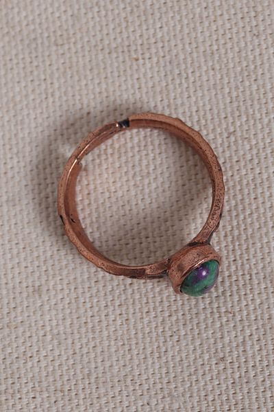 Süspüs Accessories Rubizoite Stone Pure Copper Adjustable Ring (Natural Stone)