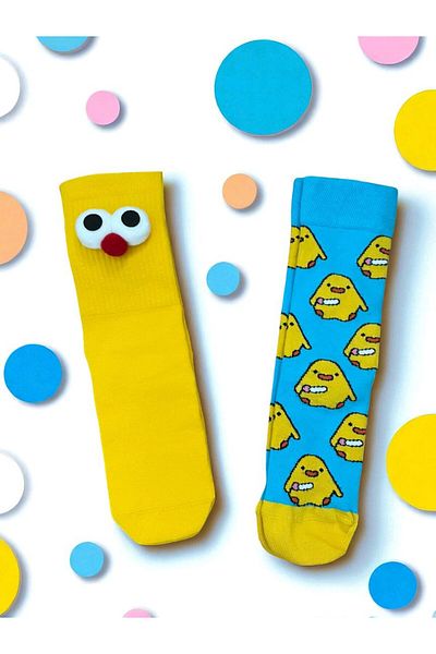 MODA Pack of 2 Chick and Yellow Wheel Eye Socket Socks