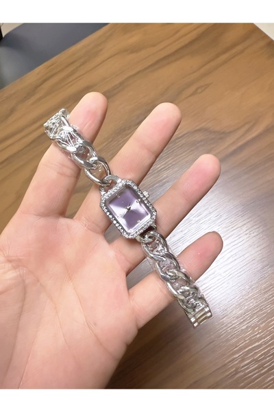 LOOQ New Women's Wristwatch with Stone Detail