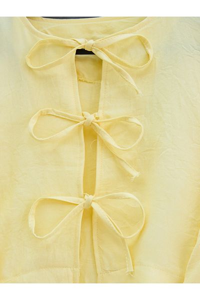 Modamorfo Linen Suit with Lace Front and Elastic Waist Skirt - Yellow