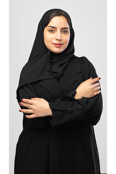 outline Black abaya with distinctive sleeves lined with tulle