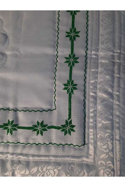 Vinezza Home Collection Flower Motif Handmade Etamine Fabric Single Prayer Rug