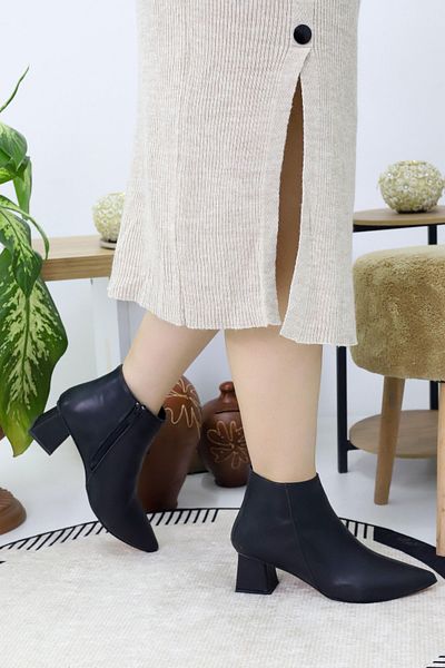 Rimex Women's Heeled Boots Zippered Boots Rmxflo