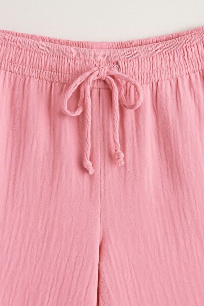 enmodaiçgiyim Pembe Renk Büyük Beden %100 Pamuk Müslin Kumaş Dizaltı Kapri Kadın Şort