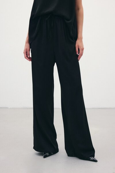 Sateen Штани з підтяжками - Чорні