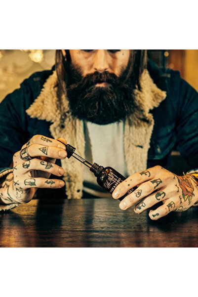 Captain Fawcett Ricki Hall's Booze & Baccy Beard Oil 50ml