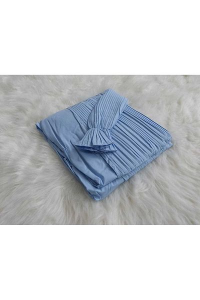SNOOZYL A prayer rug with a pleated design, made of soft, comfortable and cool fabric to give you comfort and elegance.