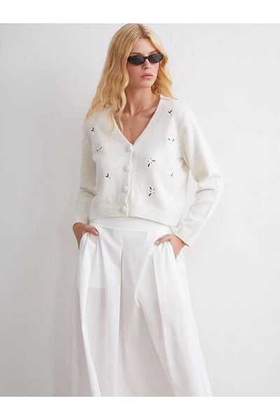LC Waikiki XSIDE Cardigan de tricotaj pentru femei cu decolteu în V cu broderie florală (W5)