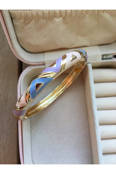 GUNESTAKI Gold Triangle Model Lilac Mixed Color Enamel Handcuffs