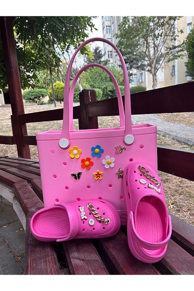 Madam Kifi 3-Piece Croslite Plastic Beach Bag Including Slippers and Charm Ornaments Pink
