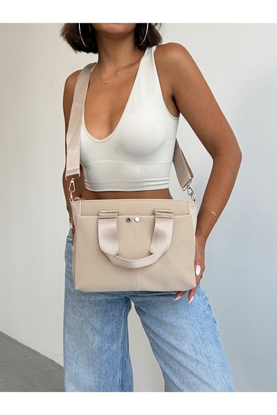 KIRASE Stylish Quality Medium Size Soft Leather Multi-Pocket Hand and Shoulder Bag. Boy 21 cm Width 33 cm