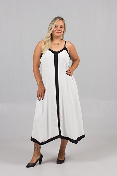 Truva XXL Φόρεμα με ρυθμιζόμενο λουράκι σε μεγάλο μέγεθος με ασπρόμαυρες ρίγες