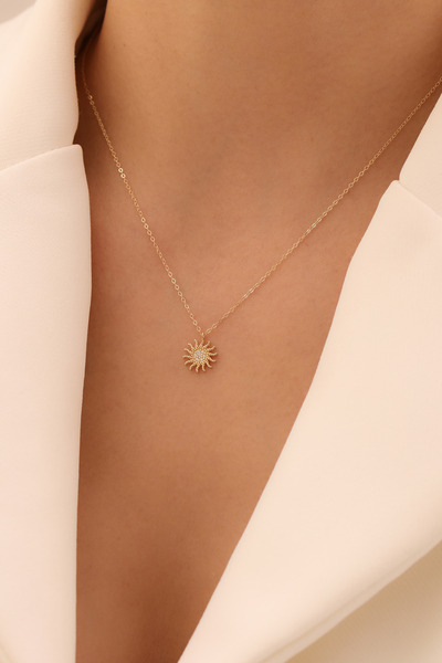 GENORO JEWEL 14 Ayar Altın Zirkon Taşlı Güneş Kolye