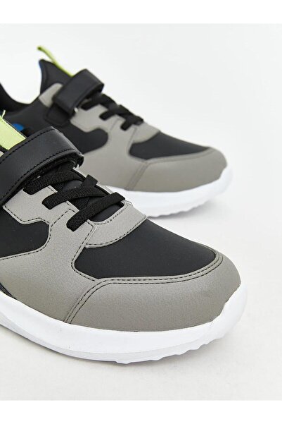 LC Waikiki LCW STEPS Bağcık ve Cırt Cırtlı Erkek Çocuk Spor Ayakkabı (W5)