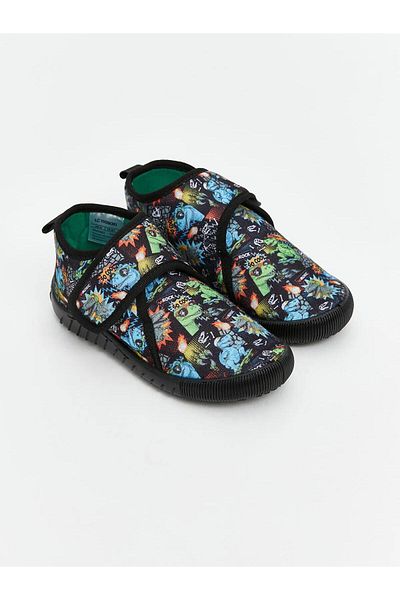 LC Waikiki LCW STEPS شبشب مطبوع للأولاد الصغار (W5)