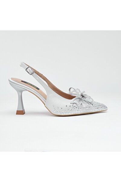 derinet Topuklu Fiyonk Aksesuarlı Kadın Abiye Ayakkabı