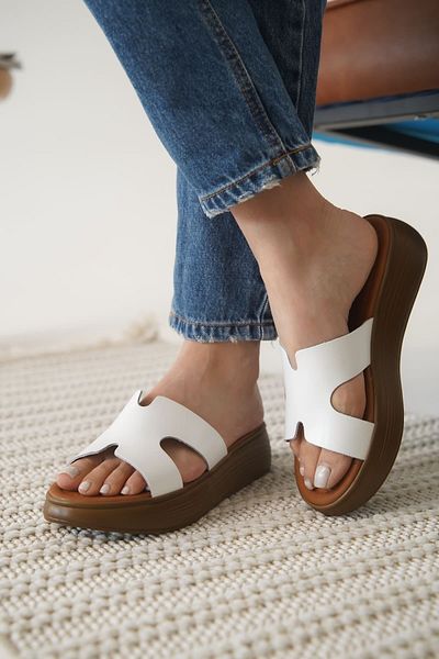 ripuvainen Elvish Women's Lightweight Comfortable Summer Genuine Leather Slippers - White
