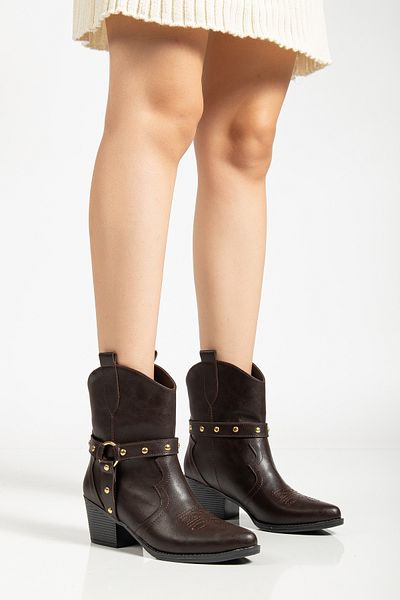 MS SUGAR SHOES Western Cowboy Women's Embroidered Troc Detailed Short Boots