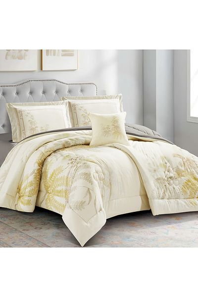 Donetella 4-Piece Digital Print Comforter Set – King Size 250x230 cm, Soft Microfiber Bedding Set.