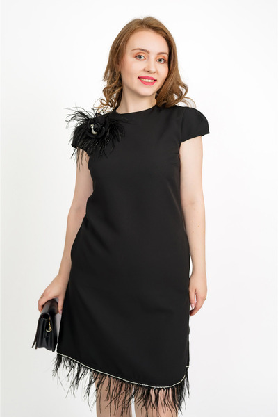 Fofy Rochie elegantă Judy cu strasuri și pene - - M(38)