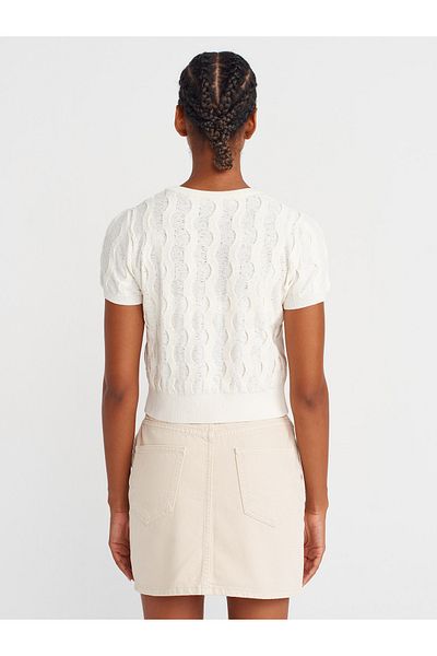 Dilvin 10788 Crew Neck Textured Knitwear Blouse-White