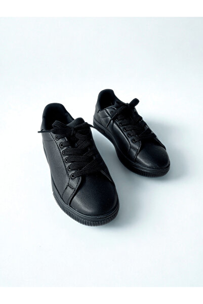 Cappmoda Ayk-1015 Black Faux Leather Flat Sneaker