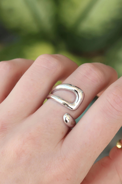 Clariss Brass Silver Color Adjustable Ring