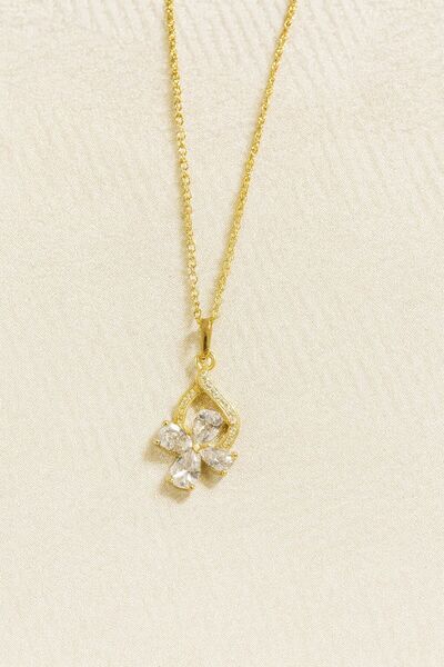 Karem Jewellery Manolya Çiçeği Taşlı Kadın Kolye