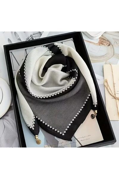Dgt Luxury Magnetic Buckle, Soft, Geometric Patterned Triangle Shawl, Scarf 65Cmx65Cm