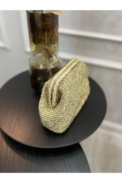 Theia حقيبة يد مصنوعة يدويًا ومصممة خصيصًا باللون الذهبي