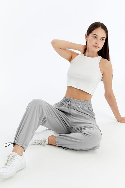 KRAVEN Women's Premium Cargo Pocket Jogger High Waist Parachute Fabric Sweatpants